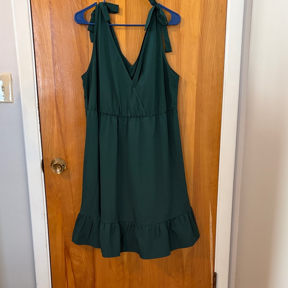 SHEIN Dark Green Sleeveless Mini Dress